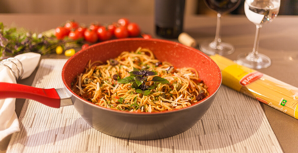 Como fazer spaguetti alla puttanesca 