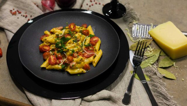 Macarrão ao molho rose