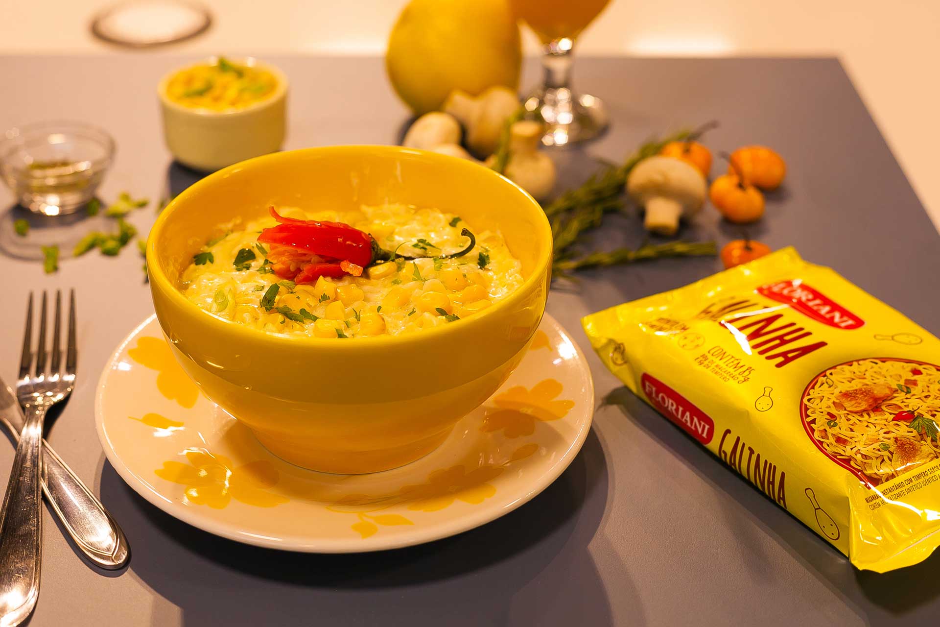 macarrão instantâneo com queijo