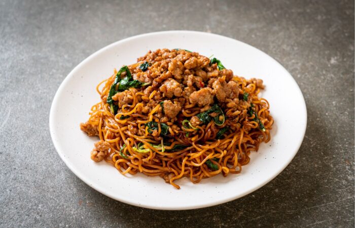 Macarrão Instantâneo com Carne moída