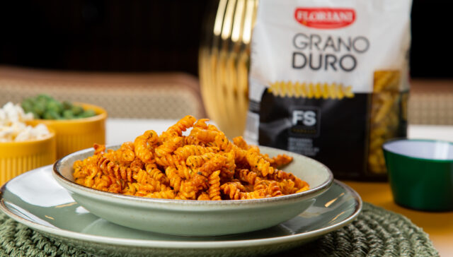 salgadinho crocante de macarrão