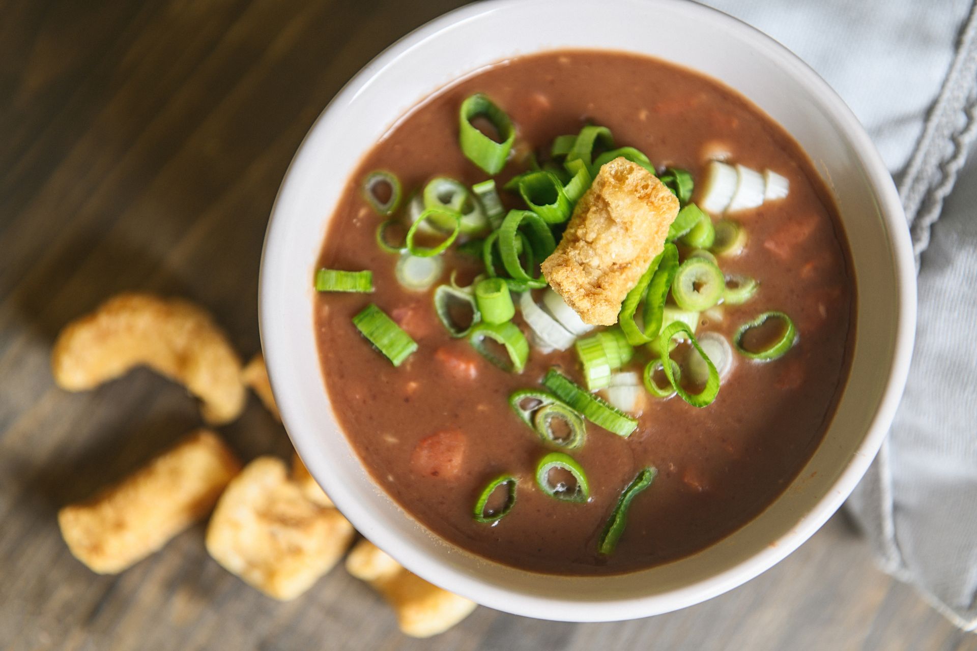 Caldo de feijão com macarrão